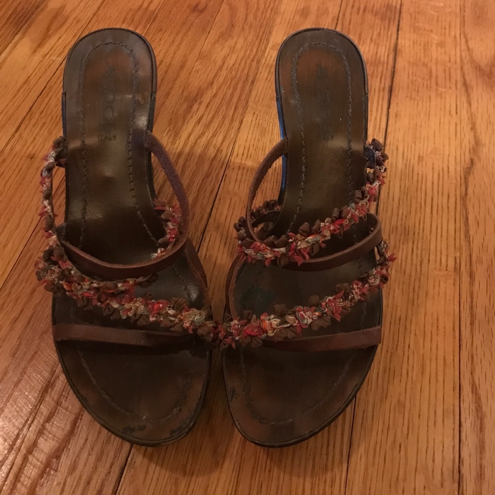Aldo flowered leather wood wedge